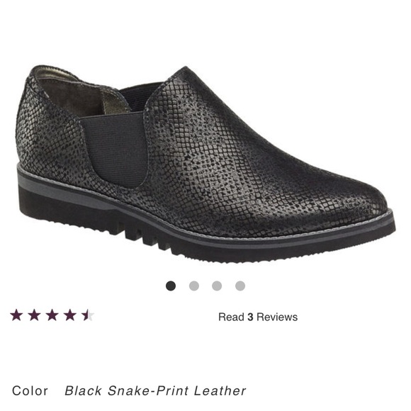 Johnston & Murphy Shoes - Black slip ons